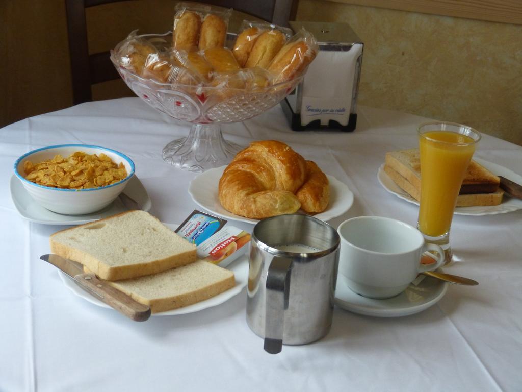 Hotel Aguila 比戈 外观 照片