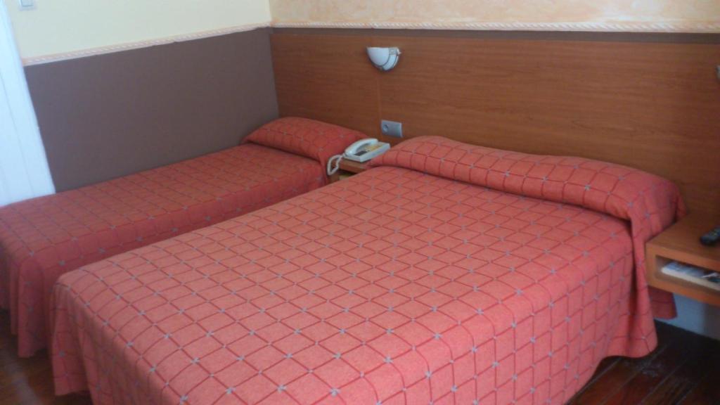 Hotel Aguila 比戈 外观 照片