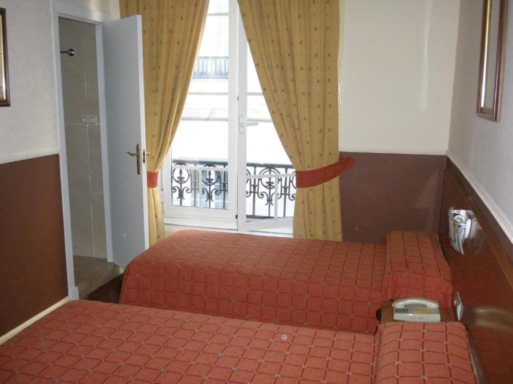 Hotel Aguila 比戈 外观 照片