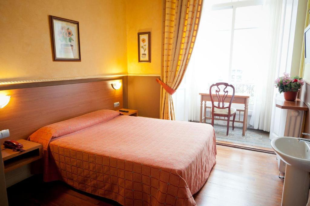 Hotel Aguila 比戈 外观 照片